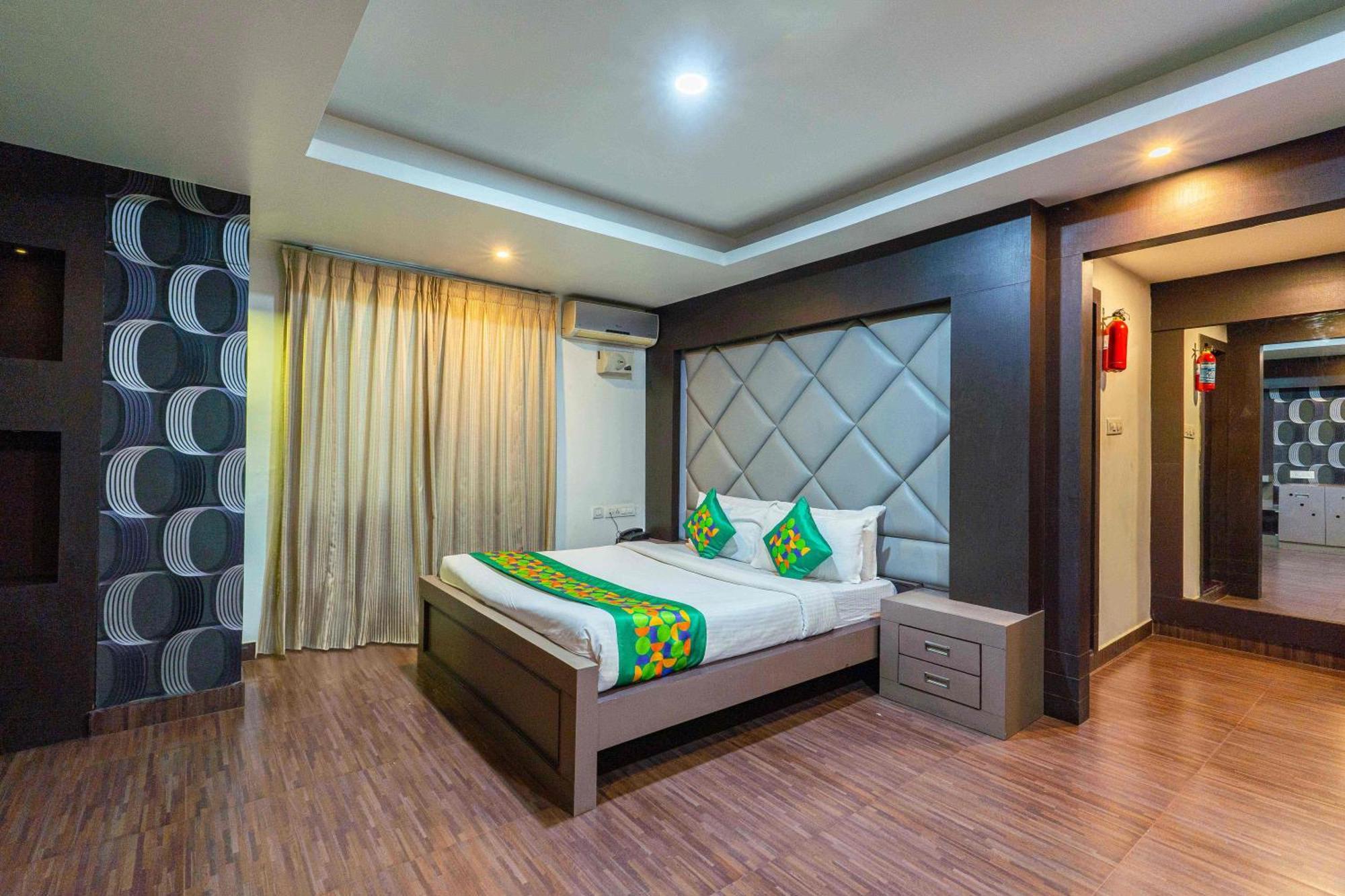 Lavens-The Boutique Residence &Banquet-Fully Vaccinated Staff Bangalore Extérieur photo